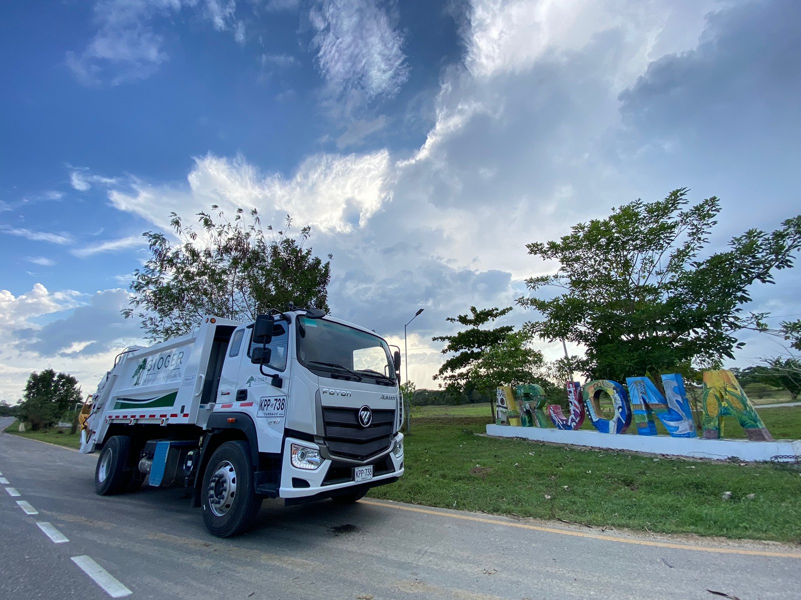 Bioger optimiza servicio de aseo en Arjona, estrena compactador ...