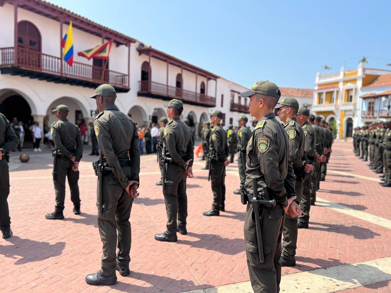 Cien nuevos policías llegan a Cartagena para fortalecer la seguridad ...