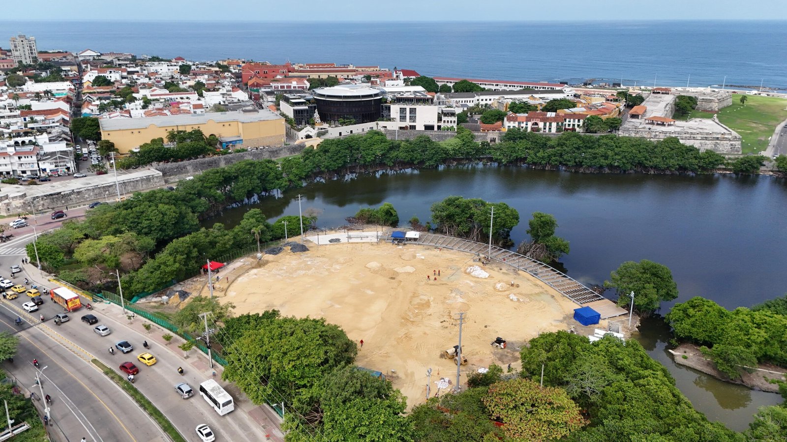 Avanza la transformación del Parque Espíritu del Manglar: la nueva Plaza de Variedades será entregada el 15 de diciembre - Cartagena en Linea